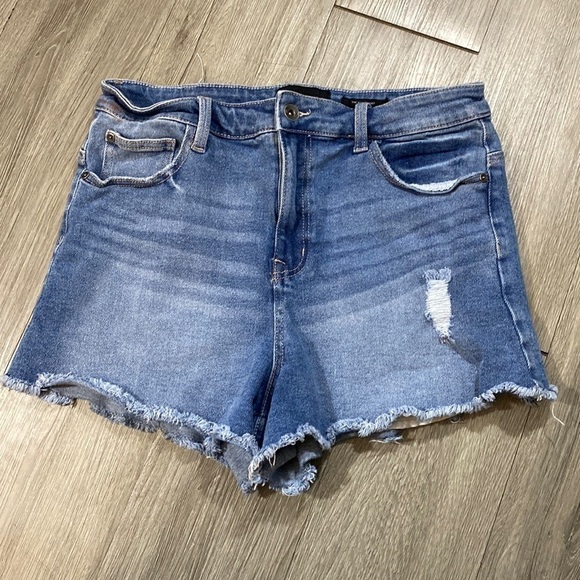 Kendall + Kylie “the Icon Short” Light Wash Frayed Hem Distressed Denim Shorts - Picture 1 of 6